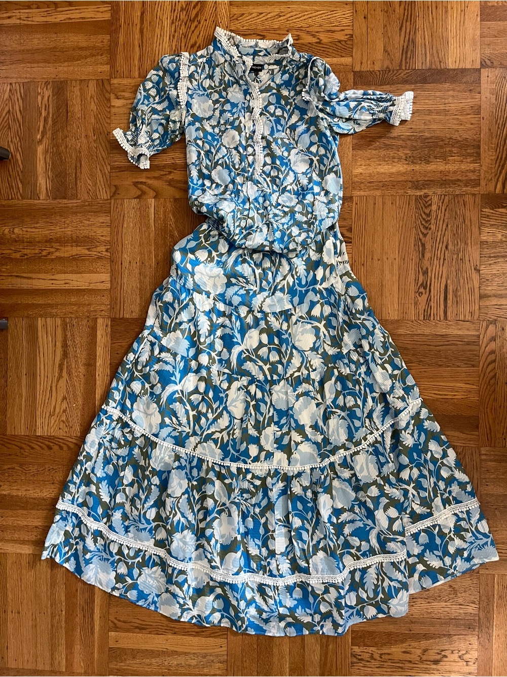 ME+EM Blue and White Floral Tiered Maxi Dress - Picture 4 of 6